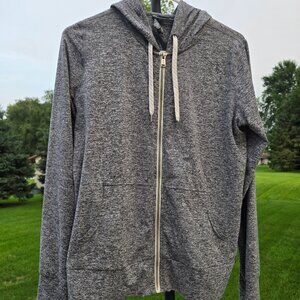 Vuori HALO PERFORMANCE HOODIE 2.0 in Heather Grey